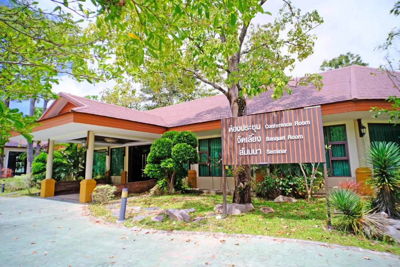 Rnana Grand Phang Nga Exterior foto